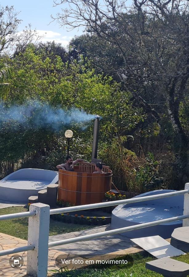 Pousada Sitio Roda D'Água Mairinque Esterno foto
